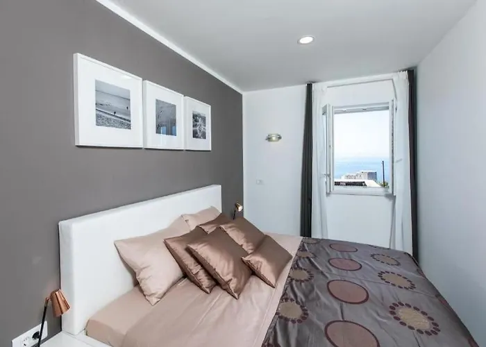 Bleu - Three Bedroom With Balcony And View * Dubrovník