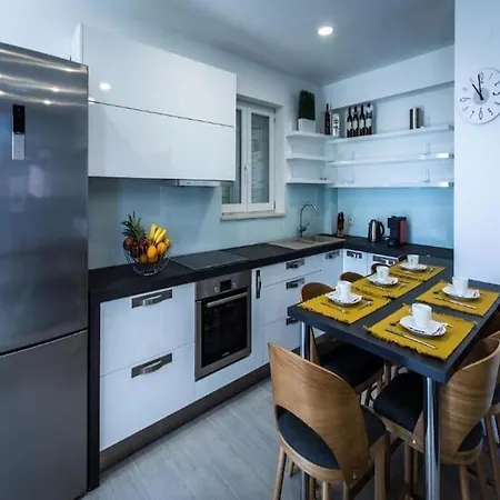 Bleu - Three Bedroom With Balcony And View 杜布罗夫尼克