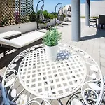 Bleu - Three Bedroom With Balcony And View דירה *