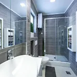 Bleu - Three Bedroom With Balcony And View