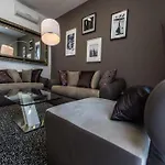 Bleu - Three Bedroom With Balcony And View דירה *